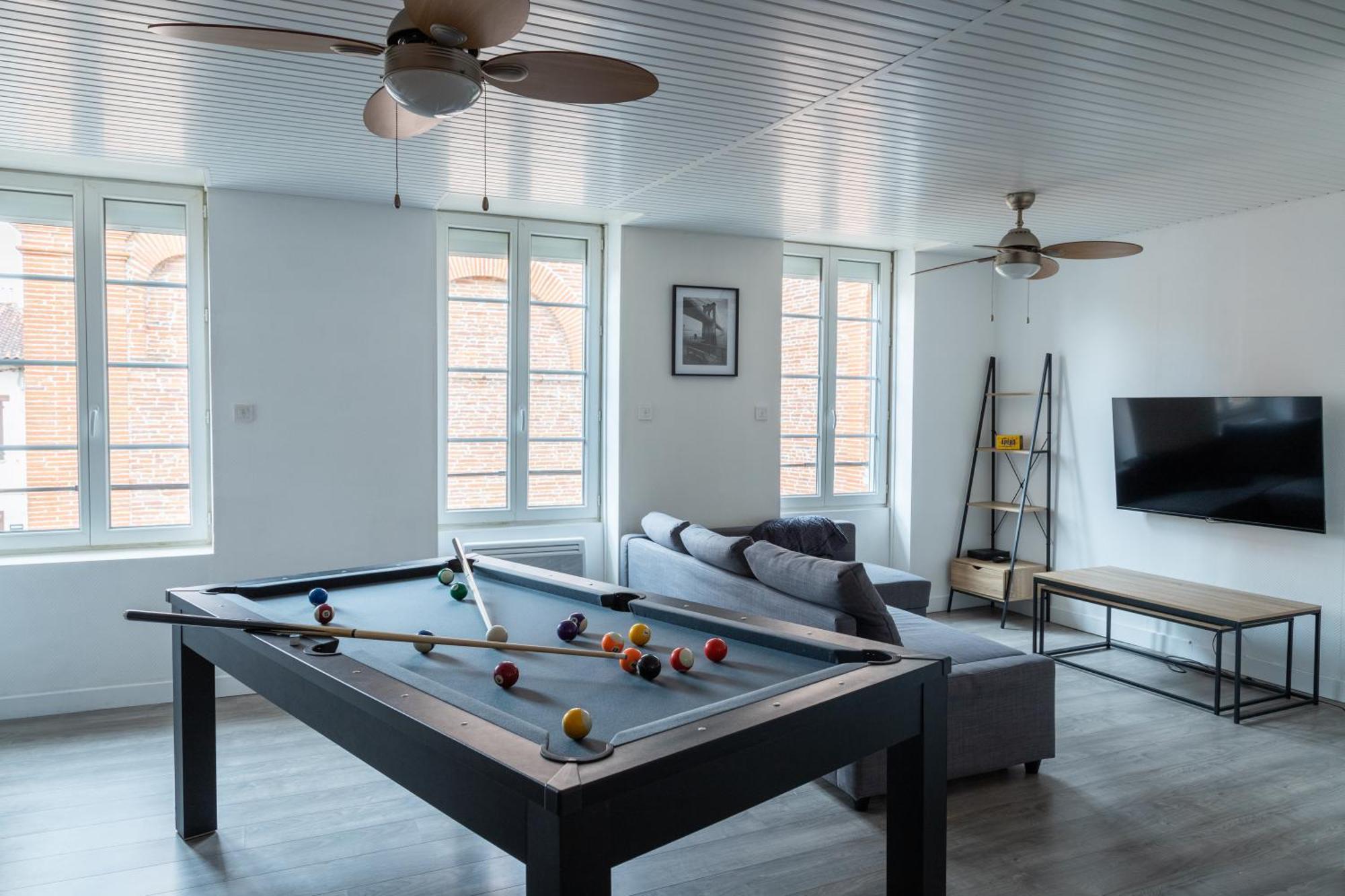 Апартаменты Grand Duplex Avec Billard Villeneuve-Tolosane Экстерьер фото