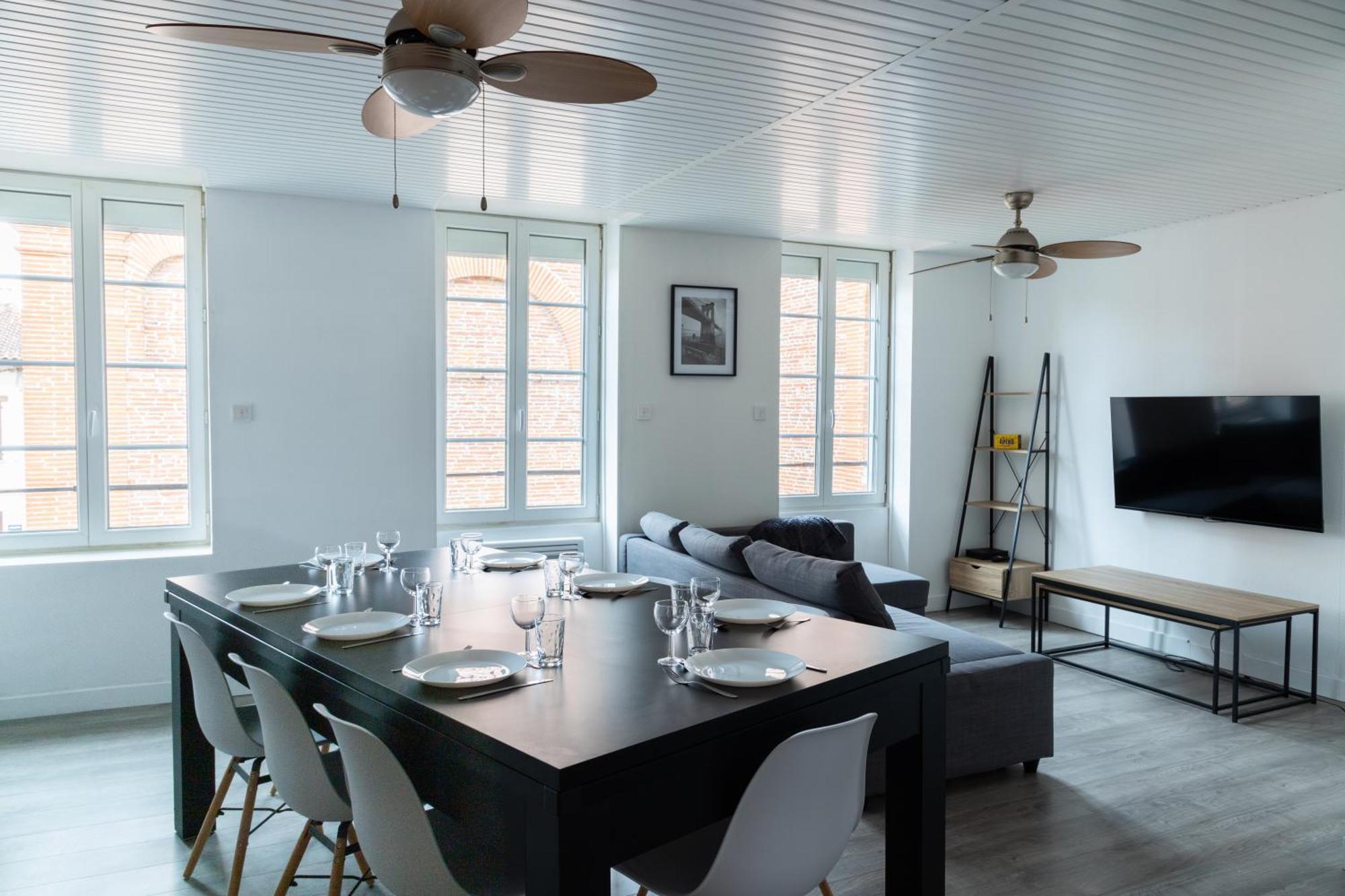 Апартаменты Grand Duplex Avec Billard Villeneuve-Tolosane Экстерьер фото